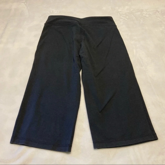 Old Navy Go Out Get Active Capri XS - Picture 9 of 11